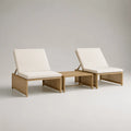 Lot de 2 bains de soleil inclinables 195 x 75 x 88 cm avec coussins et table basse 70 x 55 x 35 cm, acacia massif et résine PE, beige naturel et écru
