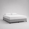 Ensemble de 2 sommiers tapissiers rectangulaires en polyester gris clair, couchage 160 × 200 cm, pieds noirs